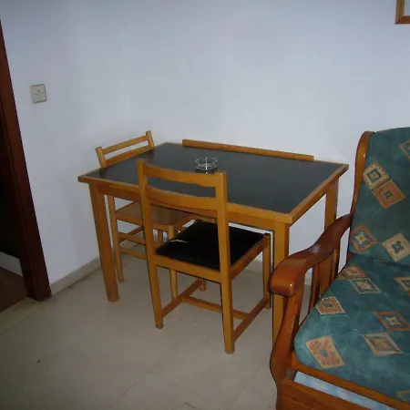 Gemelos 2 - Arena Appartement *